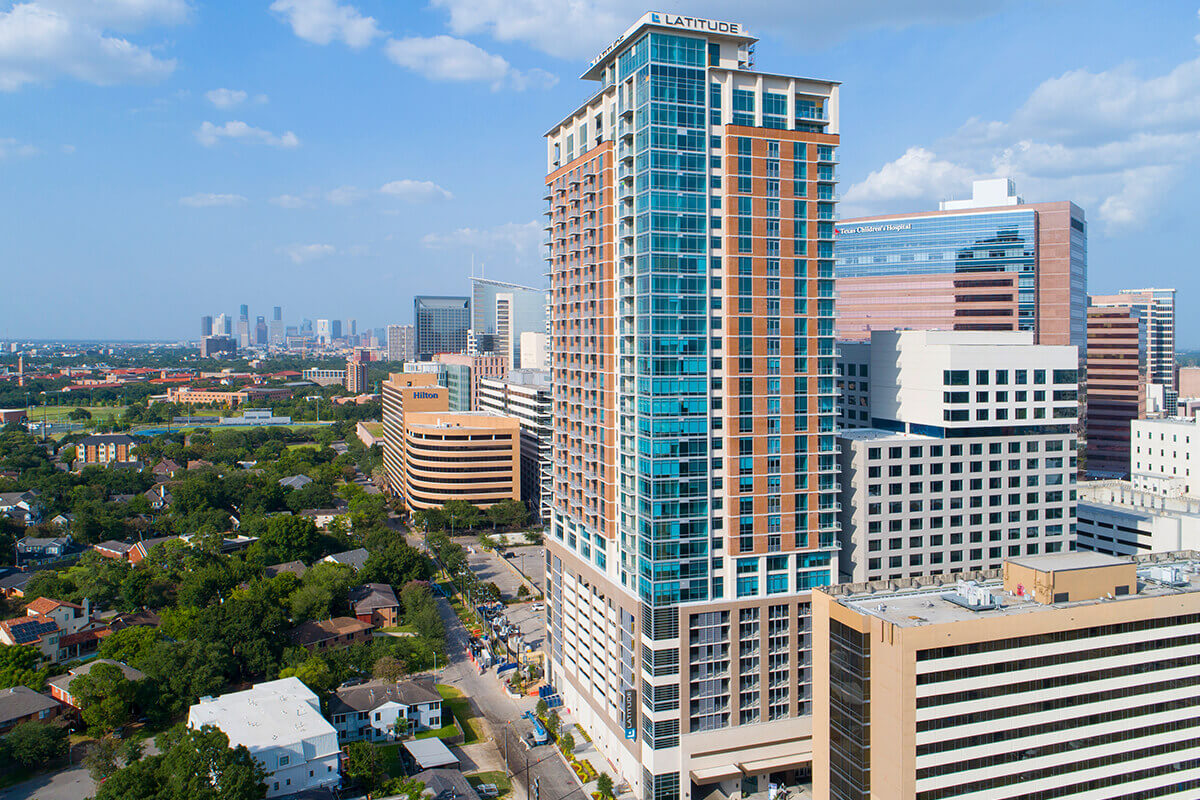 Latitude Med Center - Houston - TX - Building